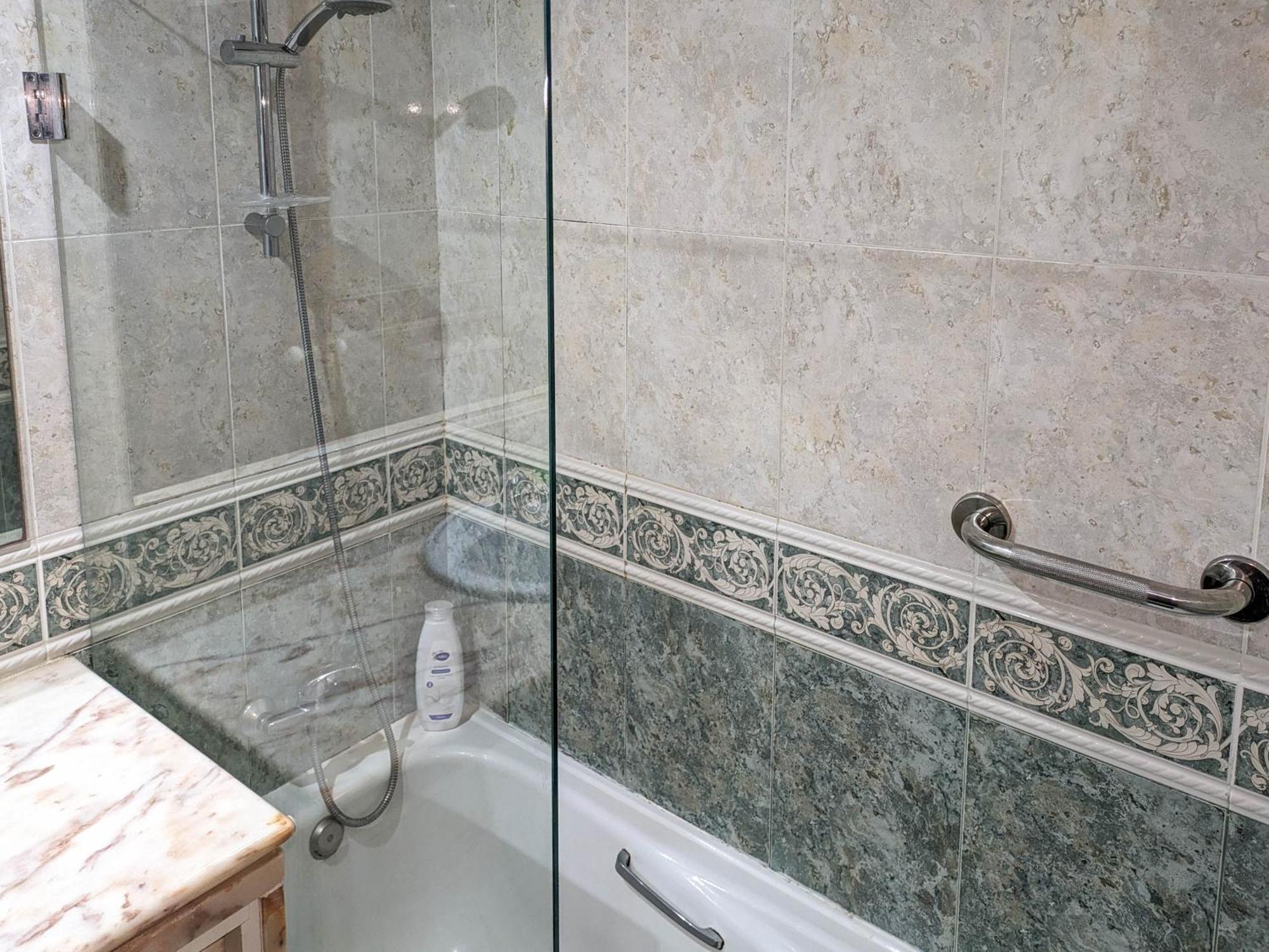 Two Bedroom Apartment - 110M2, Ac, Terrace, Wi-Fi Λάγος Εξωτερικό φωτογραφία